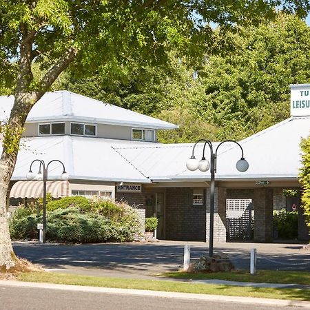 Turangi Leisure Lodge ภายนอก รูปภาพ