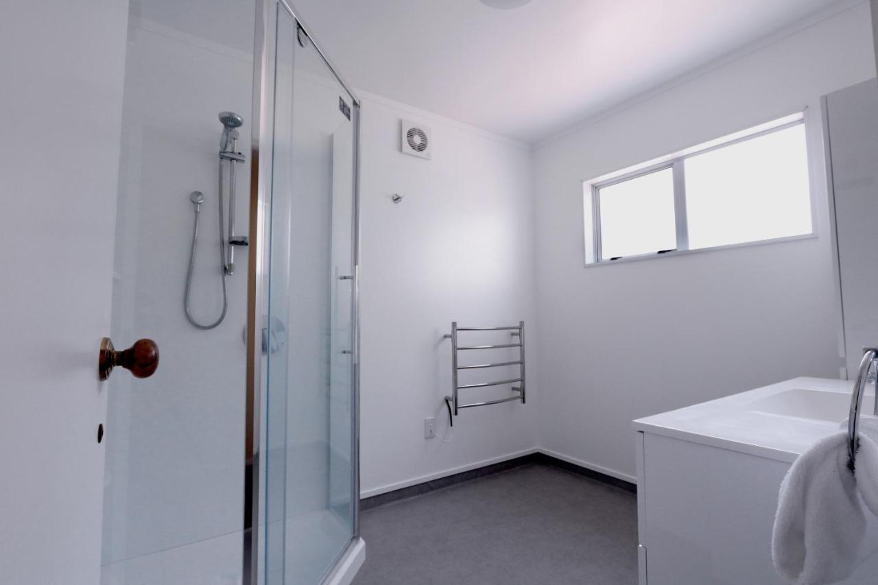 Turangi Leisure Lodge ภายนอก รูปภาพ